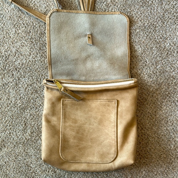 DAYLIN SKYE ~ Custom Leather Convertible Backpack ~ Vanilla Outlaw - Picture 6 of 10